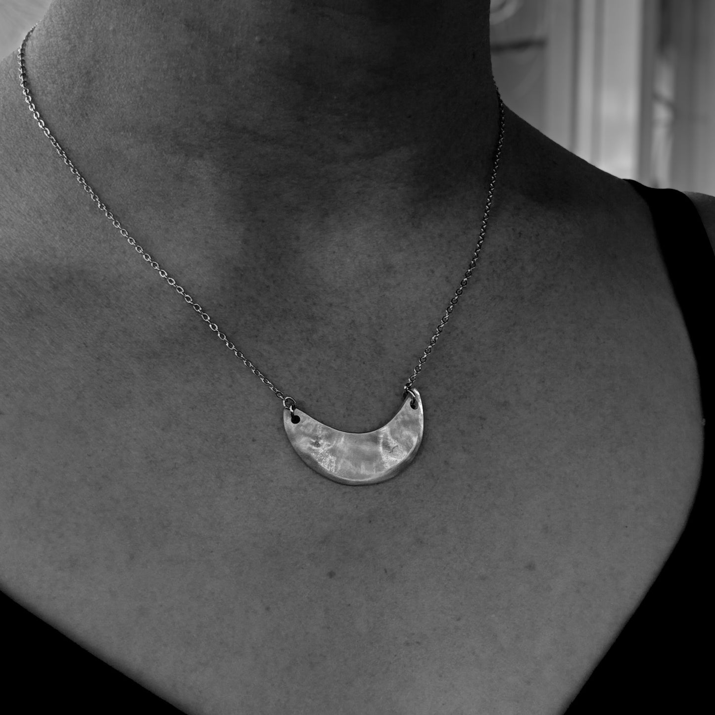 Crescent Shell Mini - Complete Necklace (PRE-ORDER)