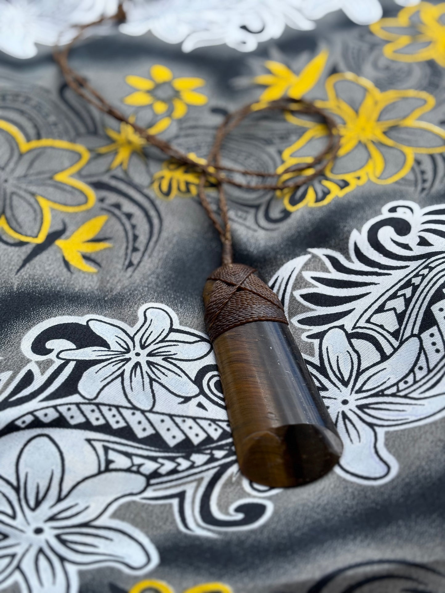 Tiger-eye Toki Complete Necklace